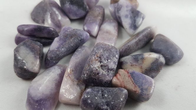 Hovedbilde sugulitt - sugilite lys