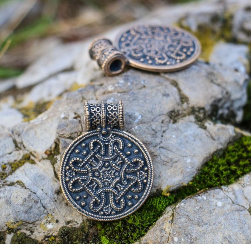 Birka Viking anheng - bronsesmykke - Birka Viking Pendant