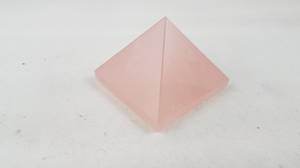 Hovedbilde Rosenkvarts Pyramide 50x50mm